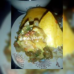 A picture of Moi moi with cabbege souce.