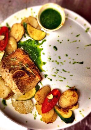 Foto di Trancio di Merluzzo scottato in padella con pesto di rucola