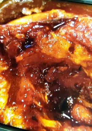 A picture of Crockpot Honey-garlic chicken thighs.