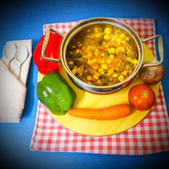 A picture of Thai red curry (veg).