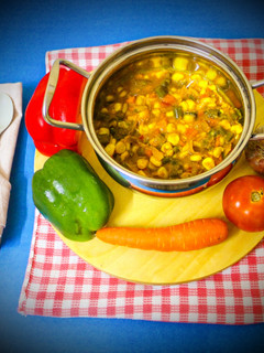 A picture of Thai red curry (veg).