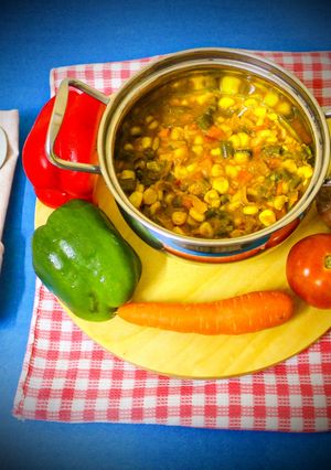 A picture of Thai red curry (veg).