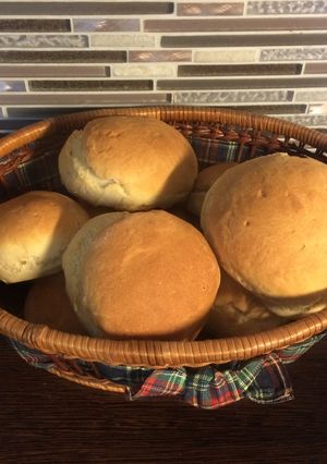 Tejes zsemle recept fotója