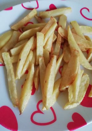 A picture of Shallow fried chips#4weekschallenge.