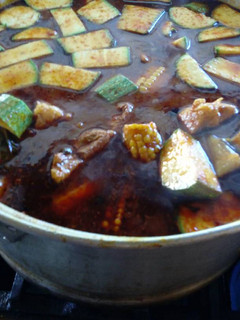 Una foto de Mole de olla de cerdo