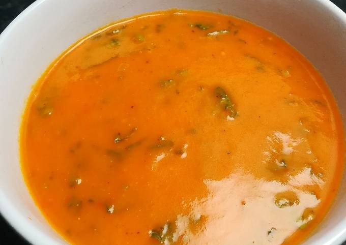 Tomato, Chilli & Spinach Soup