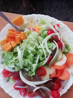 A picture of Fruits and vegetables salad #themechallenge.