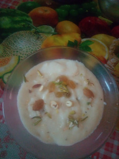 कश्मीरी सूजी की फिरनी (kashmiri suji ki phirni recipe in hindi) रेसिपी मुख्य फोटो