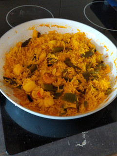Una foto de Paella de marisco