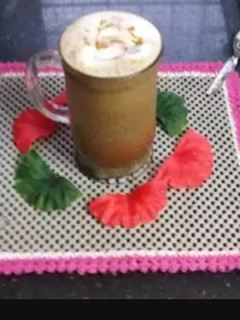 કેપેચીનો ચોકલેટ-કોફી (Cappuccino Chocolate Coffee Recipe In Gujarati) રેસીપી મુખ્ય ફોટો