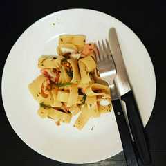 รูปของ Pasta bunga zucchini dan udang