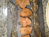 Atún marinado 3 días con salsa de tomate casera