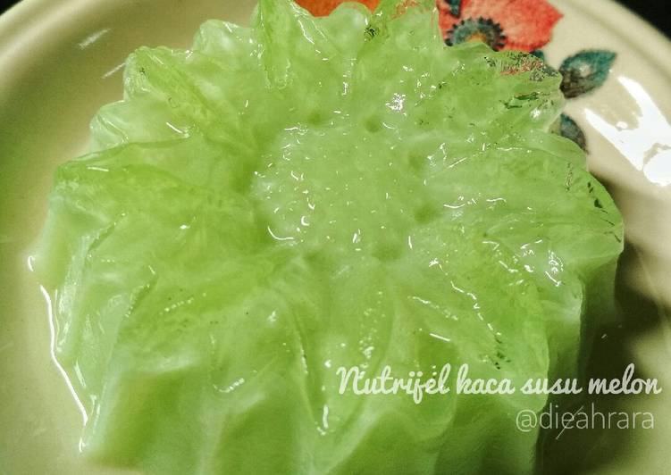 Langkah Mudah untuk Menyiapkan Nutrijel kaca susu melon 🍮 Anti Gagal