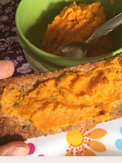 Una foto de Dip de zanahoria 🥕