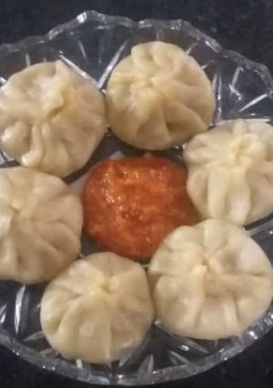 A picture of Momos.