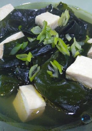 Foto resep Miyeok Guk Simple