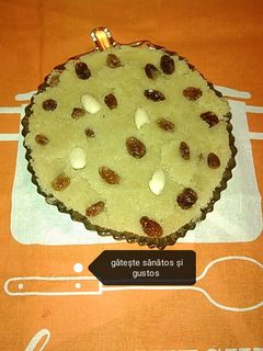 O poză a rețetei Halva de casă cu migdale și stafide.