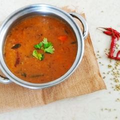 A picture of Udupi Sambar.