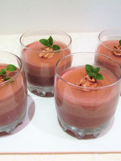 Una foto de Panna cotta de chocolate con queso mató para los deportistas