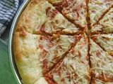 Pizza sauce bolognese siram bachamel souce