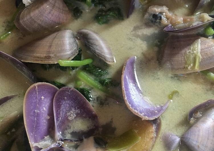 Kerang laut santan daun manis