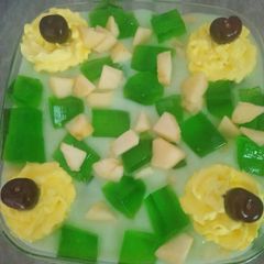 A picture of Banana Trifle.