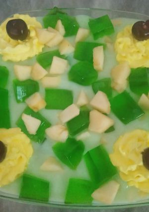 A picture of Banana Trifle.
