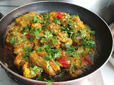 ભરેલા કેળા, ટામેટા, રિંગડા નું ચટપટું શાક