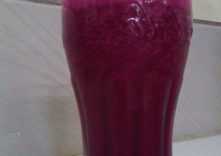 Beet root &amp; dragon fruit juice