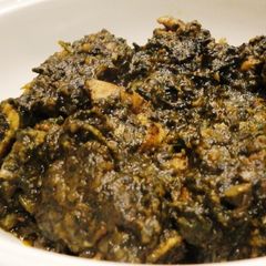 A picture of Palak Chicken (Spinach Chicken).