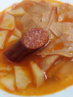Rendhagyó lebbencsleves recept fotója