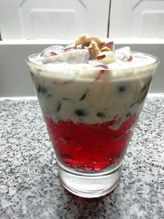 Una foto de Postre de uvas 🍇