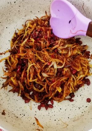 عکسی از دستور پیاز داغ طلایی