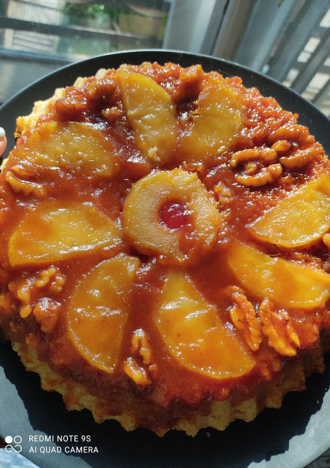 Una foto de Tarta invertida de manzanas vegana (🌱)