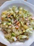 Ensalada con langostinos y piña