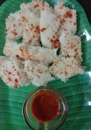 A picture of Idli Dhokla.