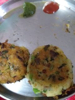 पोहा के कटलेट (poha ke cutlet recipe in Hindi) रेसिपी मुख्य फोटो