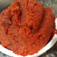 A picture of Tomato paste.