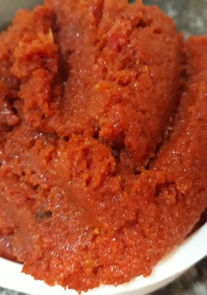 A picture of Tomato paste.