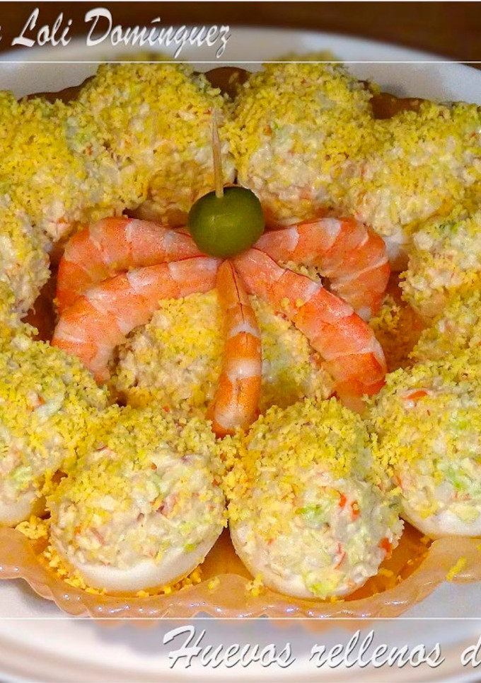 Una foto de Huevos rellenos de marisco