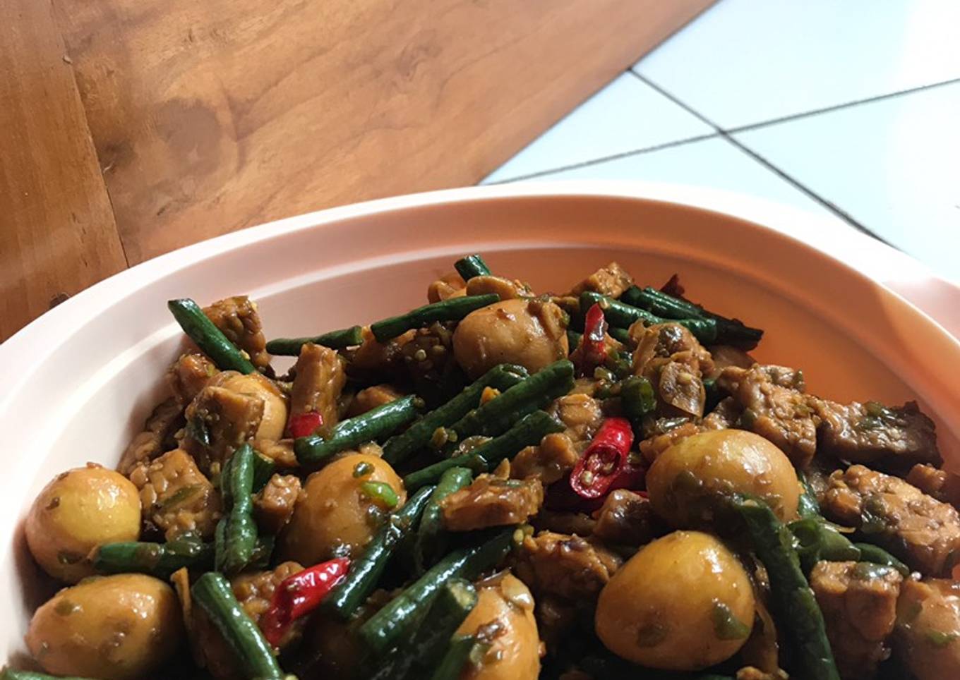 Oseng Kacang Panjang Tempe dan Telur Puyuh