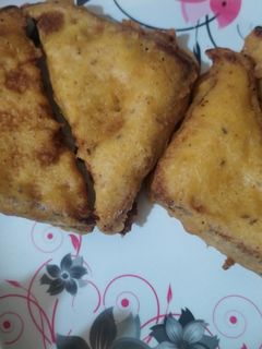 ब्रेड पकौड़ा (Bread pakoda recipe in Hindi) रेसिपी मुख्य फोटो