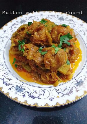 A picture of Mutton with bitter Melon/Gourd.