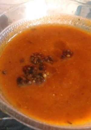 A picture of Garlic chutney.