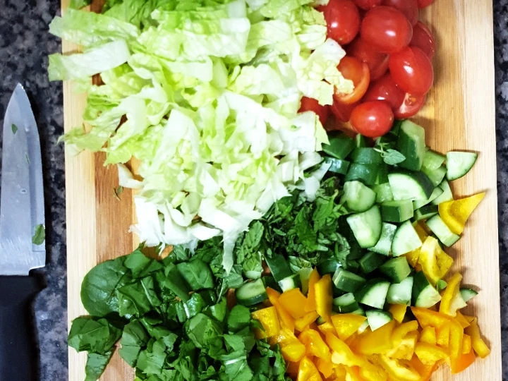 Easy Way Prepare Salad with Orange Juice🍊🥗 سلطة مع عصير البرتقال the Awesome  You can take Joss in your mouth