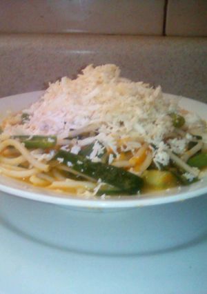 Una foto de Spaghetti con verduras