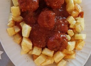 Una foto de Albóndigas con passata de tomate