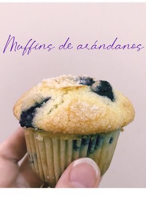 Una foto de Muffins de arándanosSúper fáciles, rápidos y deliciosos! 😋