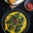 Sayur daun singkong / daun singkong kuah santan, kuah kuning