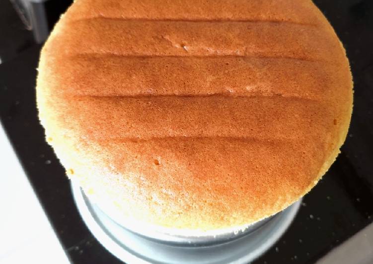 Resep Bolu Susu Kental Manis / Condensed Milk Cotton Cake yang Sempurna